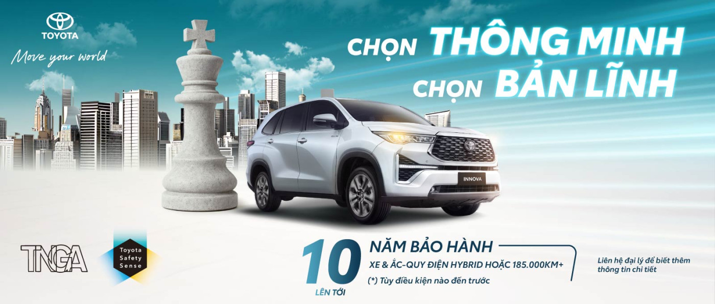 Toyota Innova Cross — banner